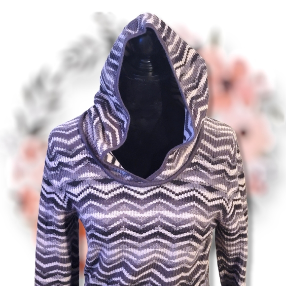 💕SOLD! Prana Meryl Gray Chevron Striped Hooded Sweater Dress size XL - Picture 3 of 8